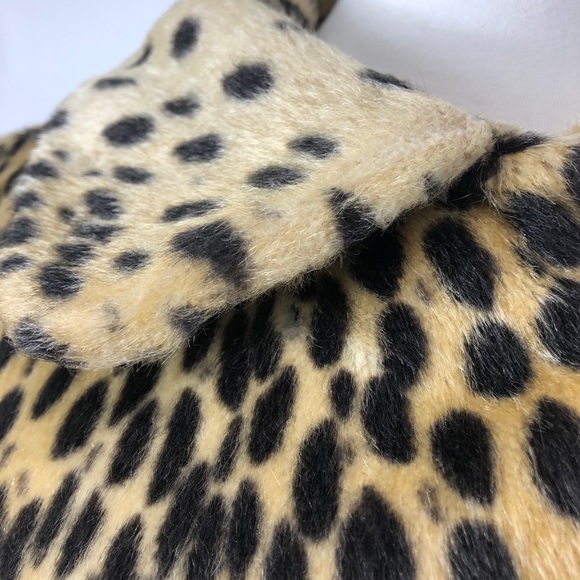 SOLD VTG Faux Fur Cheetah Print Long Coat - Picture 13 of 16